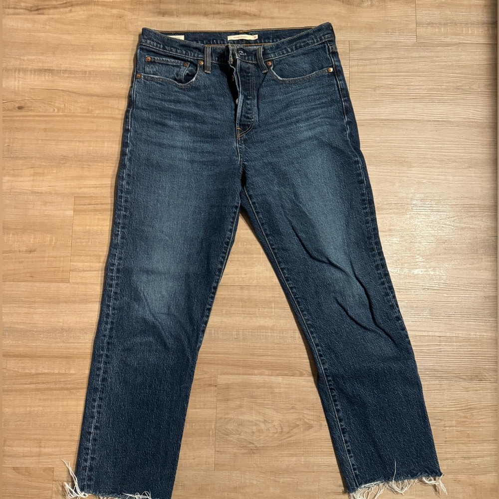 Levis Wedgie Straight Jeans